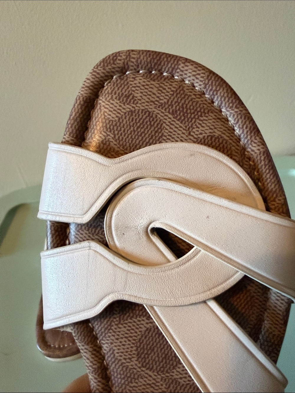 Coach White Leather Slide Sandals with Brown Signature Footbed - Picture 5 of 5